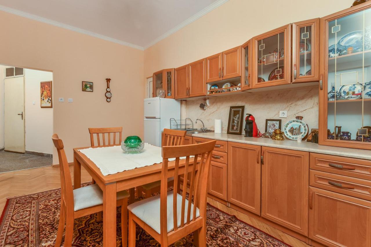 Retro - Center 1bdr By Flat Mаnager Apartamento